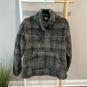 New with tags Eddie Bauer Cozy Pullover